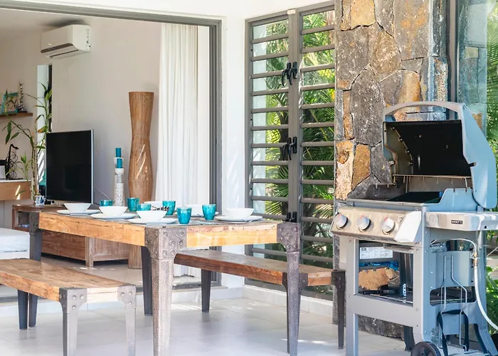 Aroma Beach - Luxury Beachfront Apartment