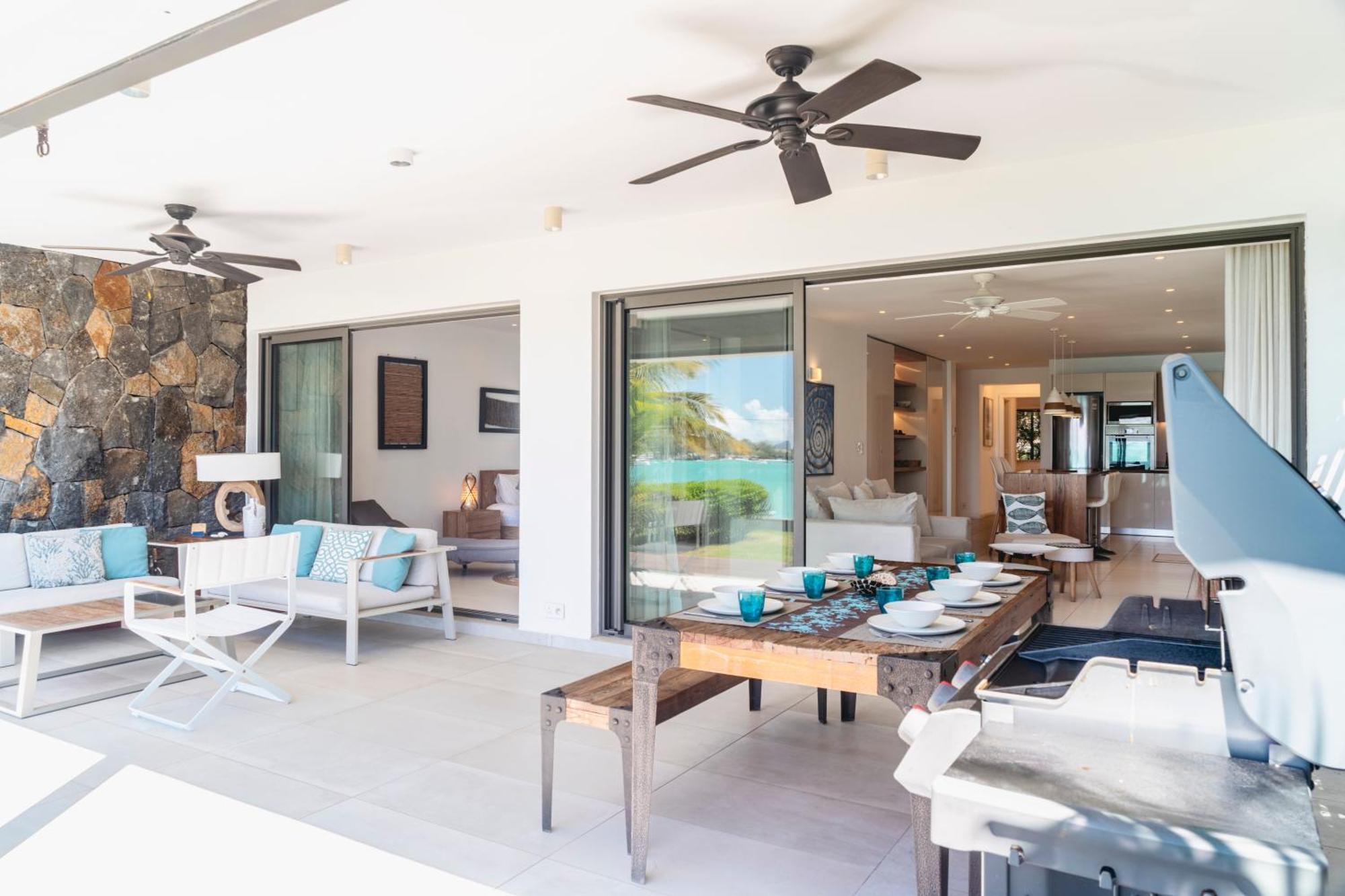 Aroma - Luxury Beachfront *