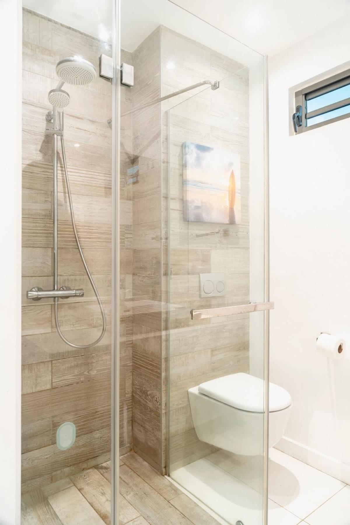 Aroma - Luxury Beachfront Apartment Grand Baie