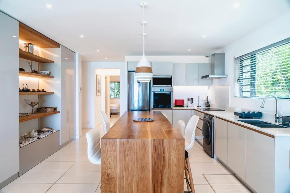 Apartment Aroma - Luxury Beachfront Grand Baie